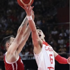 lovegame app-大师级篮球战术展现，技术操作惊艳全场()