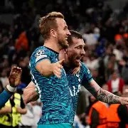 爱游戏app-门兴格拉德巴赫客场逆转胜利，喜获三分()