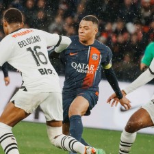 aiyouxi sports-沃尔夫斯堡主场遭遇意外失利，球队面临严峻挑战()